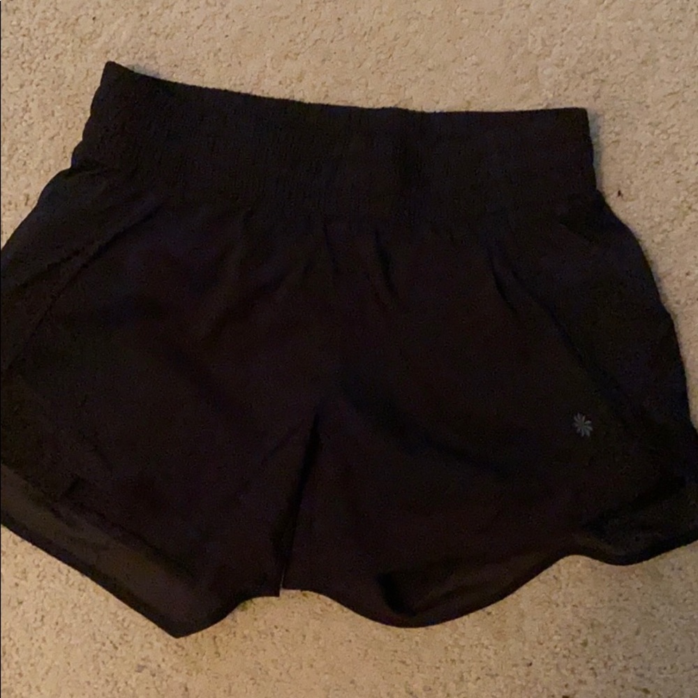 Athleta size Xs hustle shorts